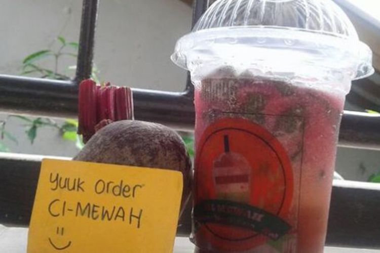 Es cincau merah.