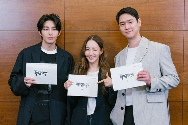 Drama Love in Contract segera tayang di tvN.