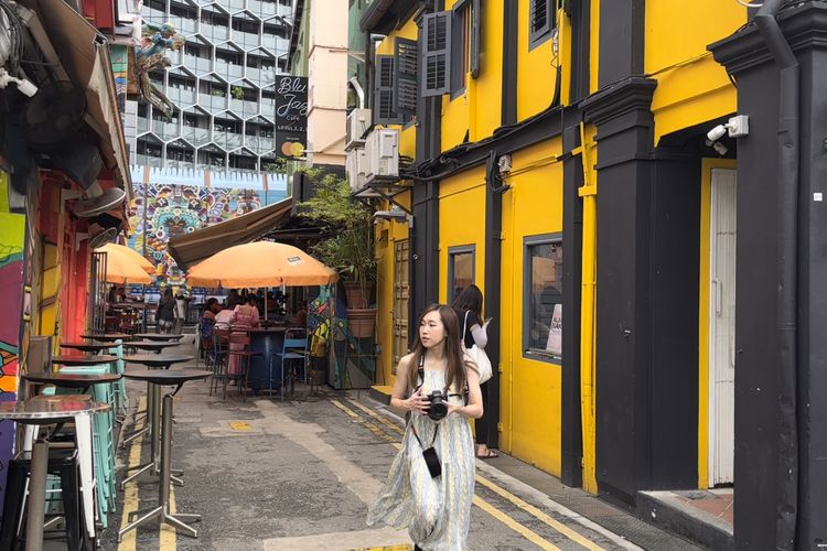 Jalan kecil yang Instagramable di sekitar kawasan Kampong Glam, Singapura.