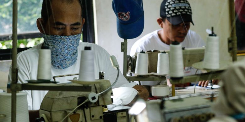 Simak Pengertian Dan Contoh Kegiatan Produksi Halaman All Kompas Com