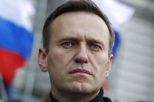 Kritikus Rusia, Navalny telah Sadarkan Diri dan Bangun dari Tempat Tidur