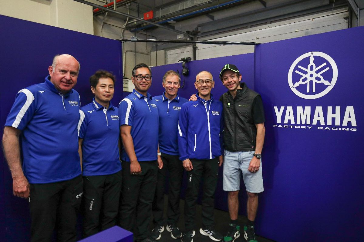 Valentino Rossi resmi jadi Duta Merek Yamaha
