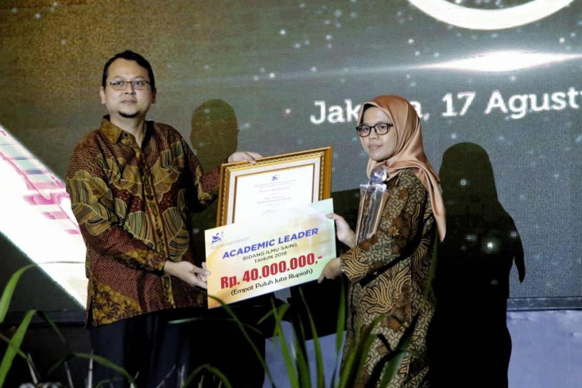 Anugerah akademisi terbaik negeri dengan tajuk Academic Leader Award 2018 diadakan Kemenristekdikti (17/8/2018).