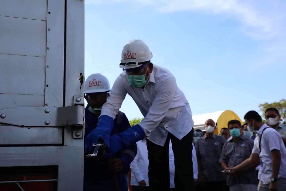 Berantas ODOL, Kemenhub potong 2 truk ODOL di Aceh