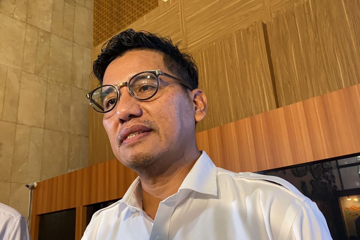 Direktur Penindakan Pidana Kehutanan, Rudianto Saragih Napitu, menjelaskan kasus penyerobotan lahan hutan pendidikan Unmul, Selasa (6/5/2025). 