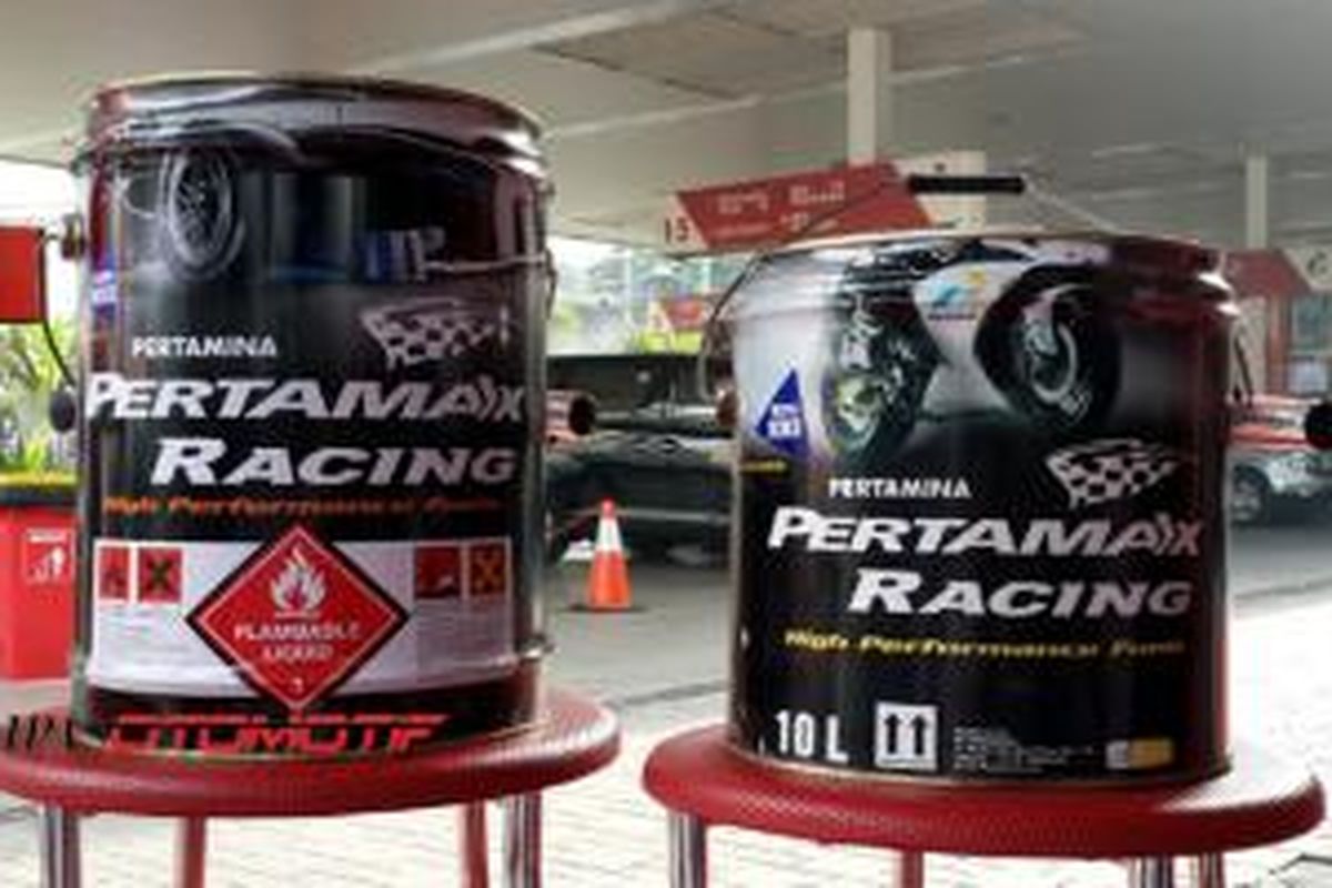 Pertamax Racing kemasan kaleng mempermudah pemakaian untuk segmen balap.