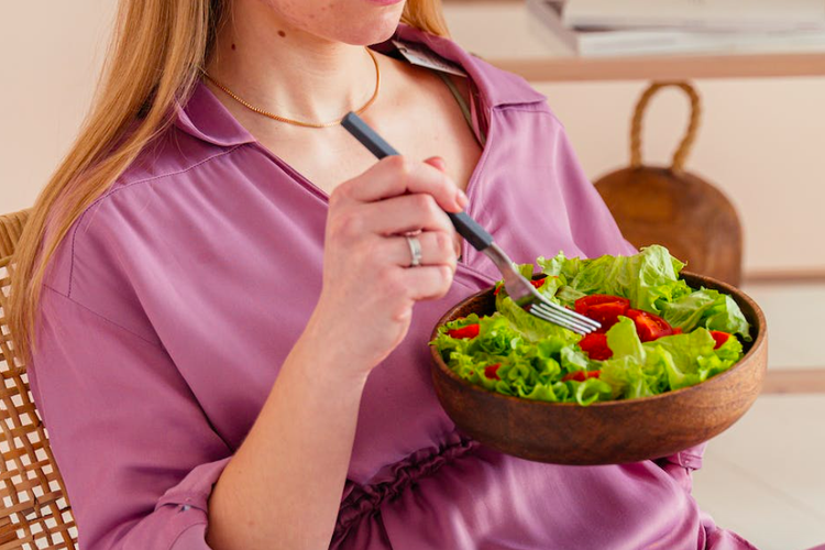 Ilustrasi diet. Penderita diabetes tetap harus memenuhi kebutuhan kalori harian saat puasa agar gula darah tetap stabil dan terhindar dari risiko berbahaya.