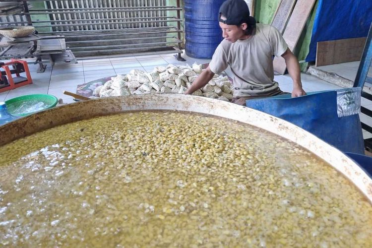 Kopti Kabupaten Bandung Kumpulkan Data Pengrajin Tahu Tempe Demi Subsidi Kedelai