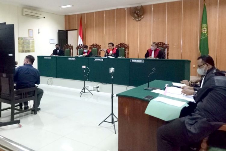 SIdang kasus kecelakaan kendaraan Vanessa Angel digelar di Pengadilan Negeri Jombang, Jawa Timur, Kamis (10/2/2022).