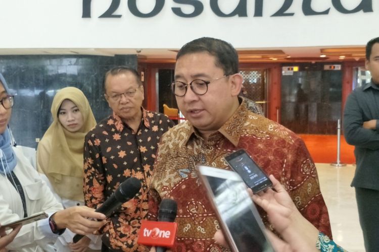 Wakil Ketua Umum Partai Gerindra Fadli Zon saat ditemui di Kompleks Parlemen, Senayan, Jakarta, Senin (12/3/2018).