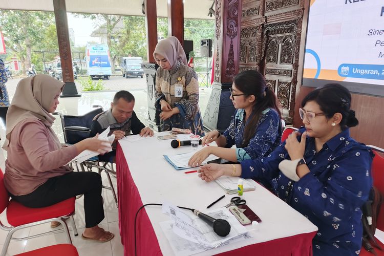 Kisah Sugeng, Difabel Ambarawa yang Bertahan Membuat Kuda Lumping demi Sambung Hidup