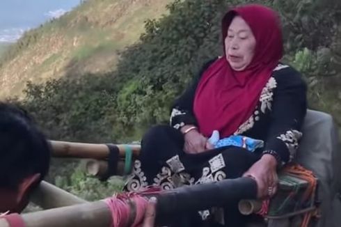 Viral Video Mbok Yem Ditandu Turun dari Gunung Lawu untuk Rayakan Lebaran