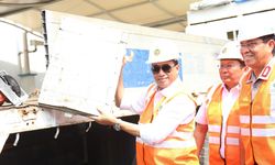 Ini Langkah Kemenhub Awasi Truk Kelebihan Muatan