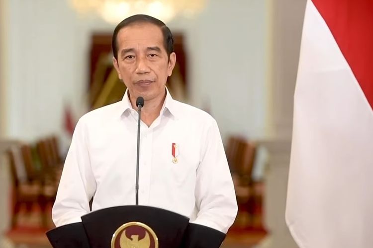 President Joko Widodo announces the government's decision to lower the Covid-19 alert level from four to three in some regions starting from August 24-30 during a broadcast message on Monday, August 23. 
