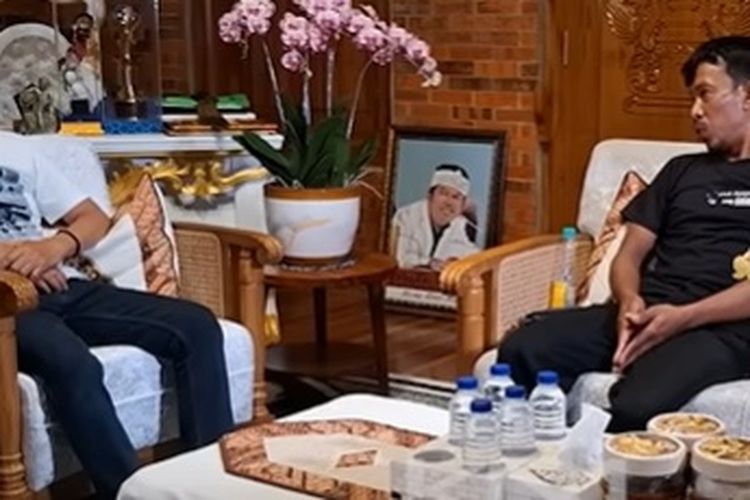 Gubernur Jawa Barat Dedi Mulyadi menemui pria yang diduga menyiram air kepadanya. Insiden itu terjadi saat momen kunjungan di Bekasi, Jawa Barat.