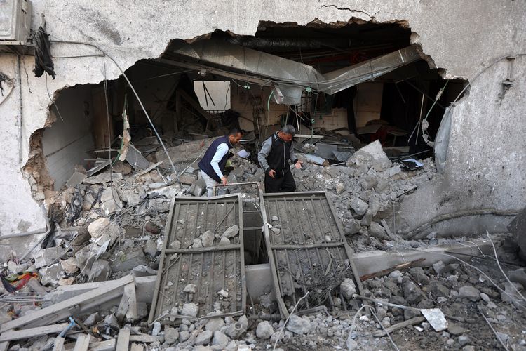 RS Al Ahli Gaza Hancur Dihantam Rudal, Israel Klaim Itu Markas Hamas
