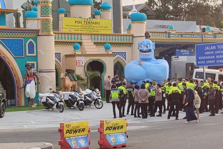 Arus Mudik Jalur Puncak Bogor Ramai Lancar, Polisi Siapkan Pos Nuansa Aladin Simpang Gadog