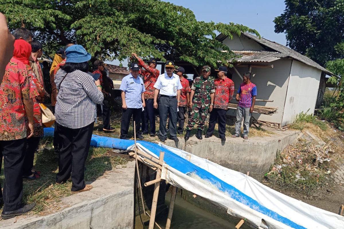 Direktur Jenderal Prasarana dan Sarana Pertanian (PSP) Kementerian Pertanian (Kementan) Sarwo Edhy melakukan kunjungan kerja ke Cirebon, Jumat (26/7/2019)