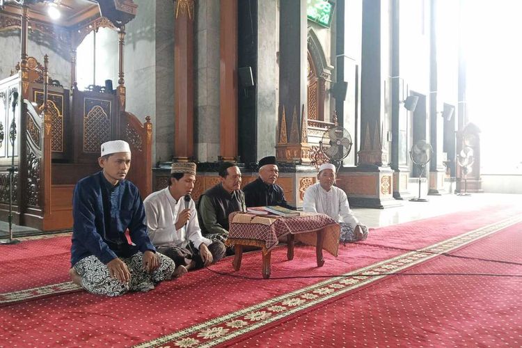 Sambut Muktamar Ke-35 NU, Warga Nahdliyin Jombang Gelar Khatmil Quran Serentak