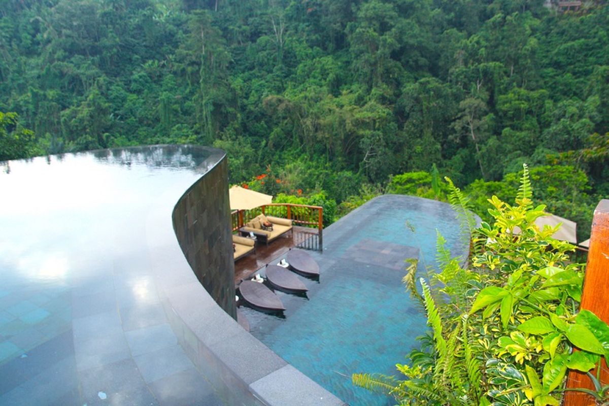 Ilustrasi hotel di Ubud, Bali, dengan suasana asri. 
