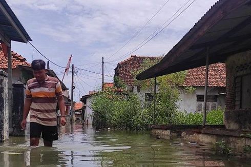 Dampak Gerhana Bulan Total, Ribuan Rumah di Indramayu Direndam Banjir Rob