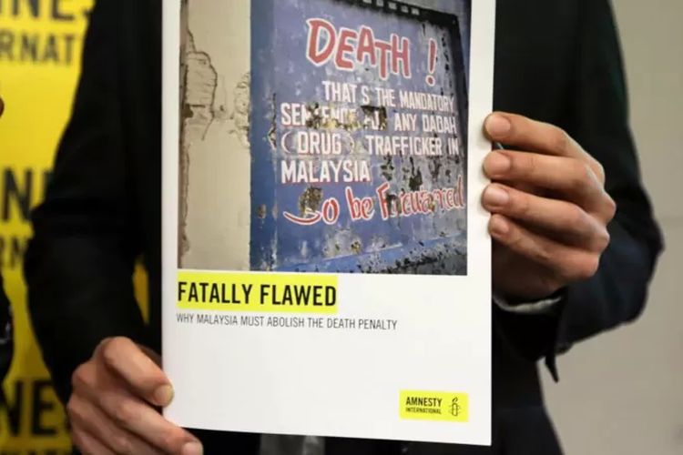 Salinan laporan tentang mengapa hukuman mati di Malaysia harus dihapuskan.