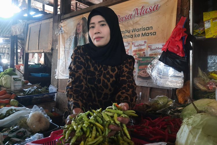 MBG Libur, Harga Cabai dan Tomat di Pati Kompak Turun
