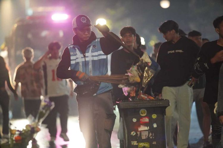 Dedi Mulyadi Nilai Bandung Belum Bersih Meski Ada 1.500 Penyapu, Farhan Akui Sistem Bermasalah