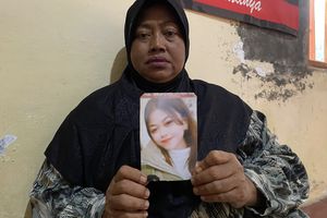 Ibu di Indramayu Minta Tolong Selamatkan Anaknya yang Dijual ke China