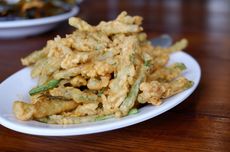 Cara Masak Buncis Telur Asin, Goreng Dulu dengan Tepung Kriuk