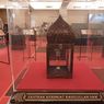 5 Aktivitas di Pameran Artefak Nabi Muhammad, Bisa Cium Kiswah