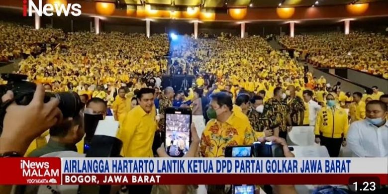 Tangkapan layar YouTube iNews yang memberitakan Airlangga melantik Ketua DPD Partai Golkar Jawa Barat