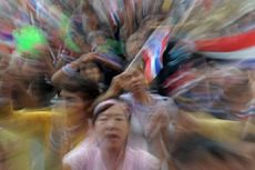 Krisis Thailand - Pengunjuk Rasa Mulai Berdatangan