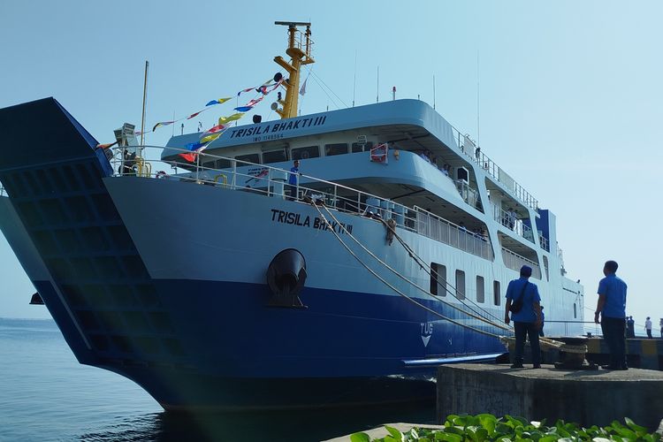 Bantu Urai Antrean, Kapal Baru 2.400 GRT Mulai Layani Penyeberangan Ketapang-Gilimanuk