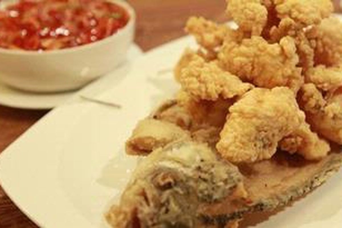 Ikan Gurame Bumbu Rujak.