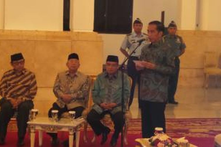 Presiden Joko Widodo berdialog dengan tokoh lintas agama di Istana Negara, Kamis (23/7/2015).