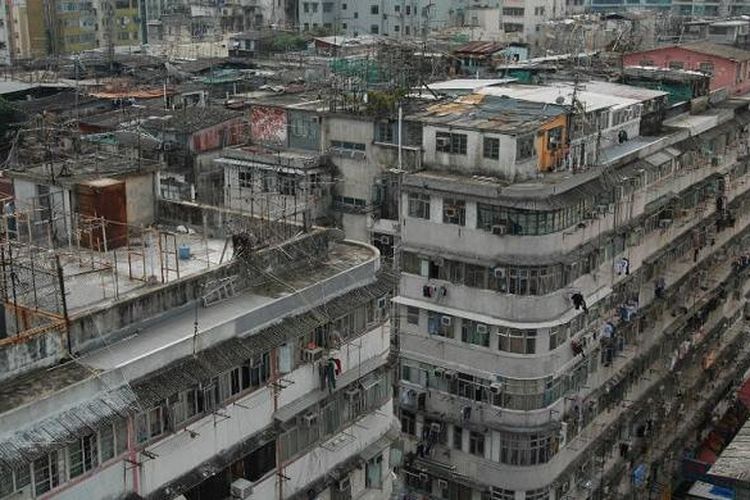 Pasar properti Hong Kong telah menjadi yang paling mahal di dunia, dengan harga rata-rata perumahan mencapai 4.024.000 dolar Hong Kong, atau Rp 6,5 miliar.