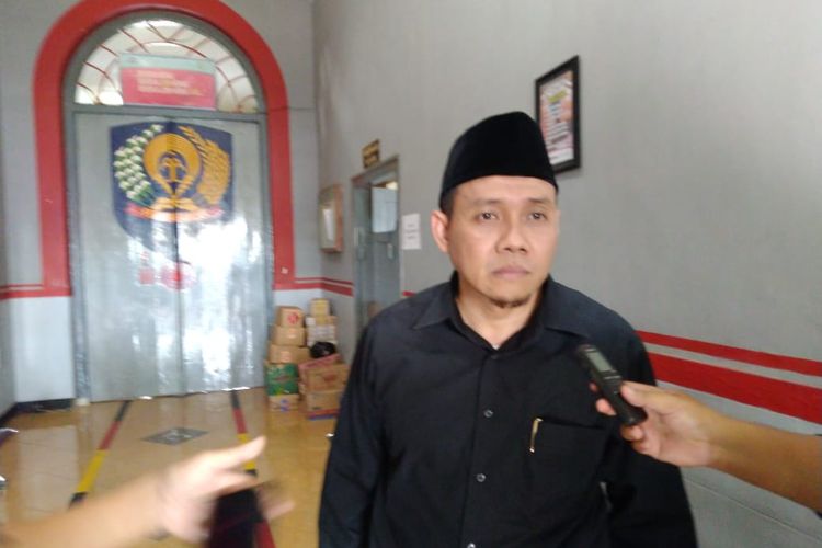 David Handoko Seto, wakil panitia hak angket  DPRD Jember saat memberikan keterangan di Lapas kelas II A Jember 