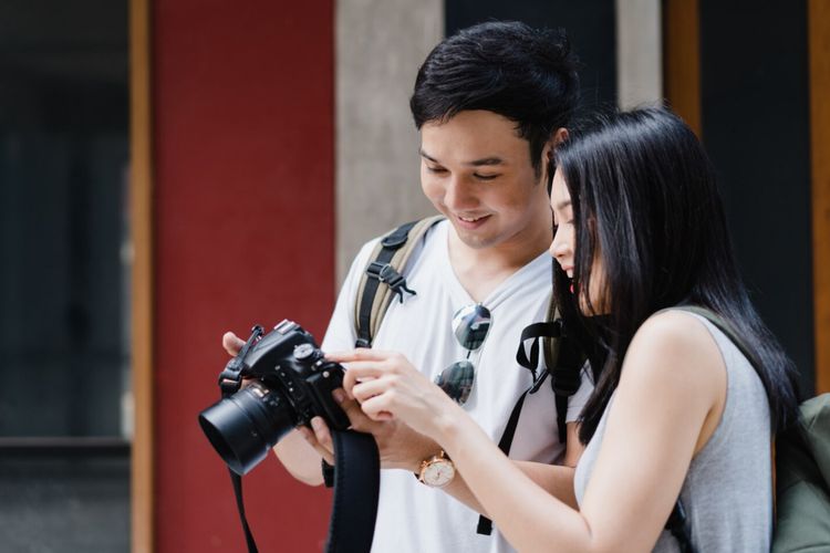 Lima zodiak ini dikenal paling jago mengambil foto karena teliti, peka, dan punya sense estetika kuat. Ada Scorpio yang disebut ahli menangkap momen candid.
