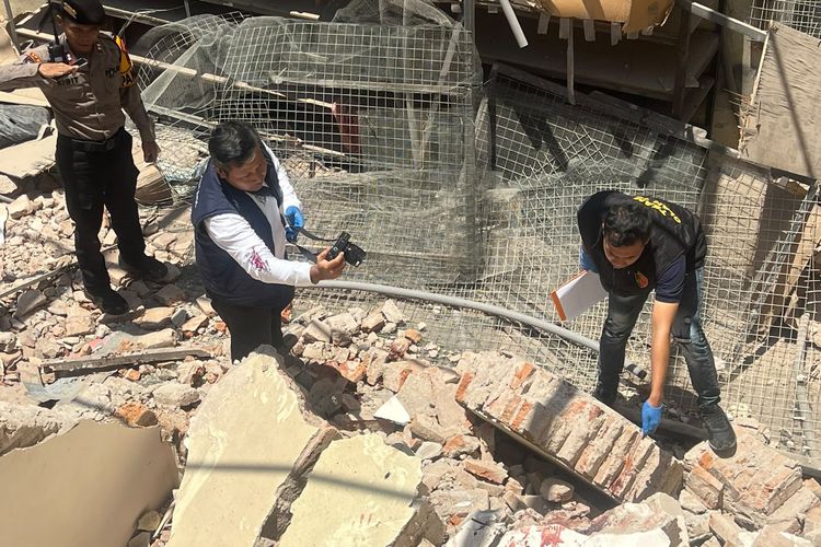 Kecelakaan Kerja, Kuli Bangunan Asal Klaten Meninggal Tertimpa Tembok di Laweyan Solo