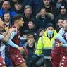 Everton Vs Aston Villa, Suporter Ditahan setelah Digne dan Cash Terkena Lemparan Botol
