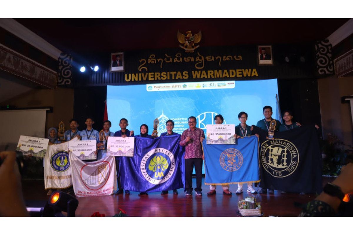 Tim Raidz Universitas Negeri Malang (UM) meraih juara pertama pada Kompetisi Jembatan Indonesia (KJI) 2024 yang digelar di Universitas Waramadewa, Bali, 7?11 Oktober 2024. Dengan inovasi teknologi IoT, mereka berhasil memenangkan kategori "Jembatan dengan Kesesuaian antara Implementasi dan Rancangan Awal Terbaik."