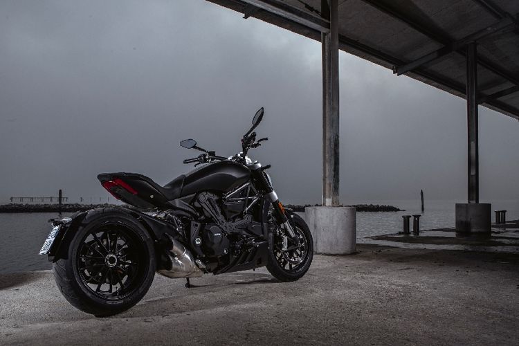 Ducati XDiavel Dark 2021