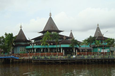 Sejarah Masjid Sultan Suriansyah di Banjarmasin: Pendiri, Keunikan, dan Pola Ruang