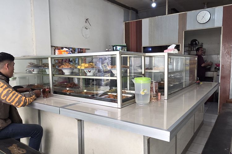 Hilangnya Menu Rawon, Terong Balado, dan Opor Ayam di Etalase Warteg...