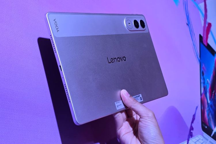 Kesan Pertama Saya Menjajal Lenovo Yoga Tab: Tablet AI yang Ringan dan Tipis 