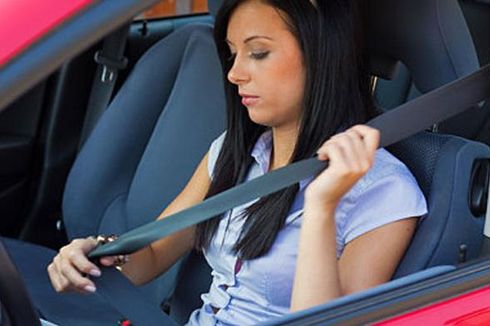 Cek Masa Pakai Seat Belt Mobil Anda