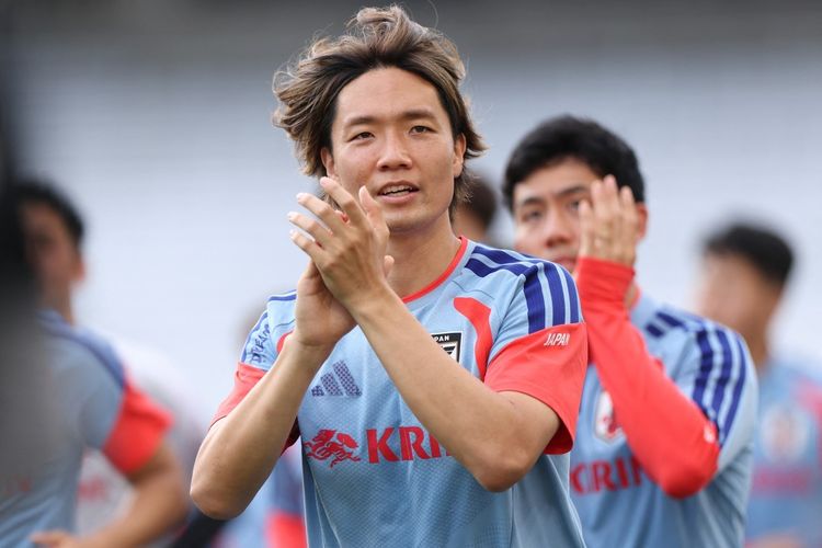 Kevin Diks Sambut Bek Timnas Jepang di Gladbach Usai Elvedi Pindah ke Premier League