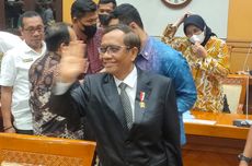 [HOAKS] DPR RI Lempar Kursi Saat Rapat dengan Mahfud MD