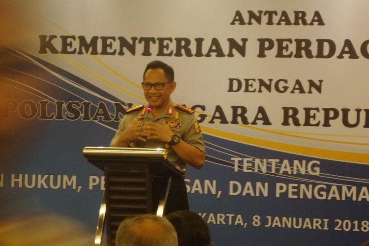 Kapolri Jenderal Pol Tito Karnavian dalam acara penandatanganan MoU dengan Menteri Perdagangan Enggartiasto Lukita di Kantor Kementerian Perdagangan, Jakarta, Senin (8/1/2018).